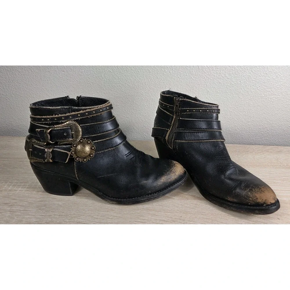 Corral Studded Harness Ankle Boots Women's Size 8‎ Black Distressed Leather...